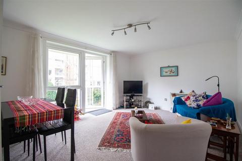 2 bedroom flat for sale, Perrymount Road, Haywards Heath