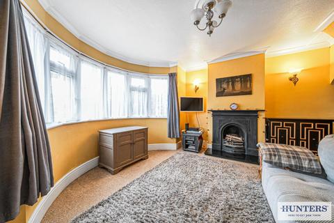 2 bedroom semi-detached house for sale, Seaton Road, Welling