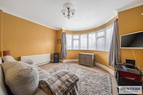 2 bedroom semi-detached house for sale, Seaton Road, Welling