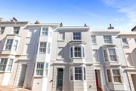 4 bedroom terraced house to rent, Guildford Road, Brighton, East Sussex, BN1