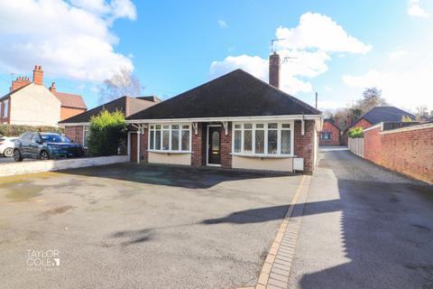 2 bedroom detached bungalow for sale, Tamworth Road, Amington