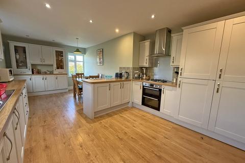 undefined, Hay Brow Crescent, Scarborough YO13