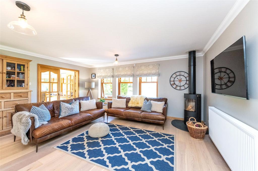 Kitchen Family Room