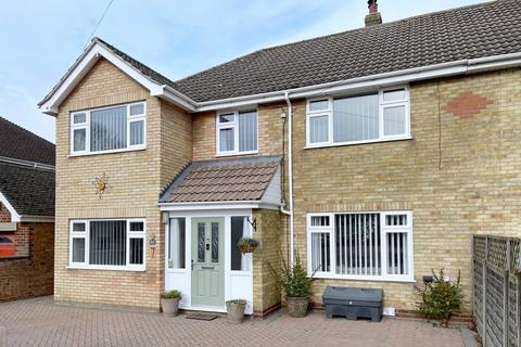 3 bedroom semi-detached house for sale, Holbeach Road, Spalding