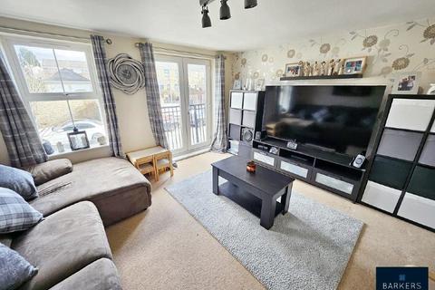 4 bedroom townhouse for sale, Redberry Avenue, Heckmondwike