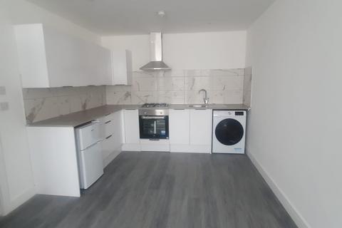 1 bedroom flat to rent, George Street, London HP20