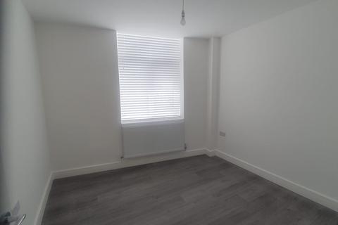 1 bedroom flat to rent, George Street, London HP20