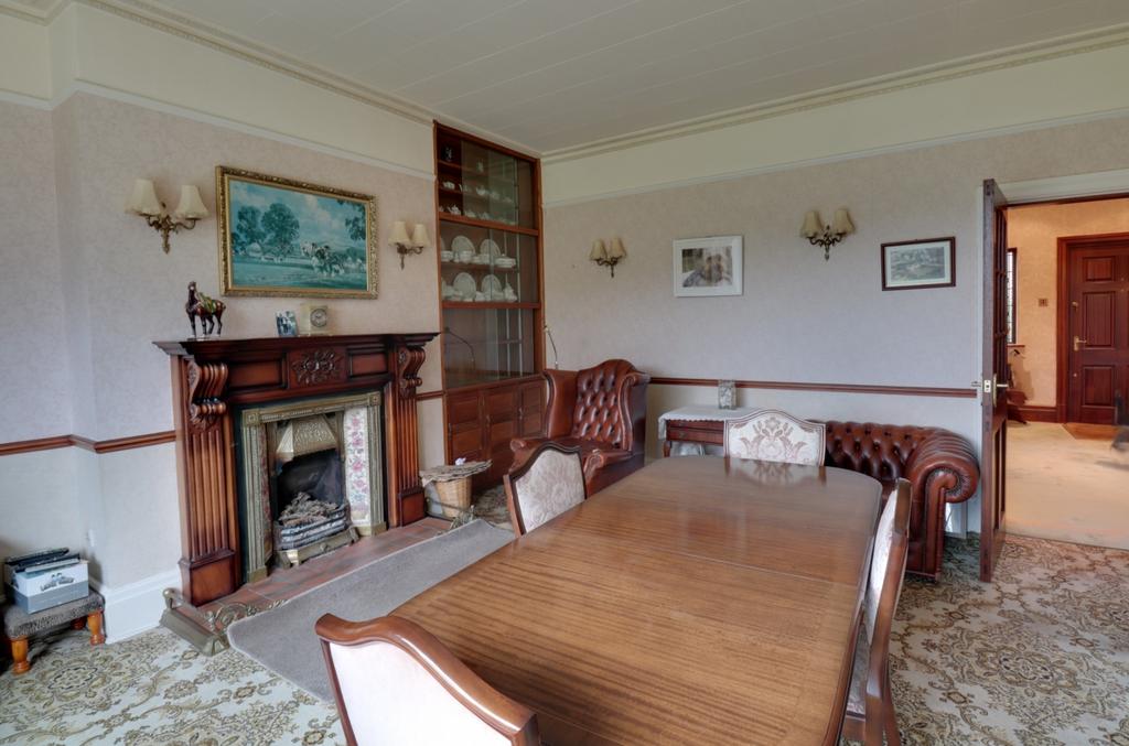 Dining Room (2)