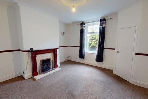 2 bedroom terraced house to rent, Grange Terrace, Bradford BD15