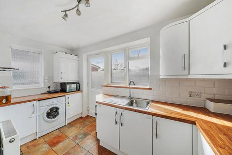 2 bedroom maisonette for sale, Wilton Gardens, West Molesey, Surrey, KT8