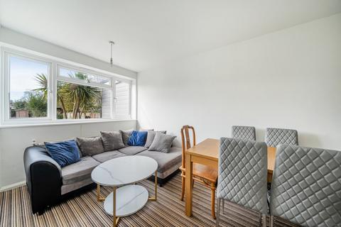 2 bedroom maisonette for sale, Wilton Gardens, West Molesey, Surrey, KT8