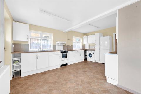 2 Risedale Road, Bexleyheath, DA7 6LJ