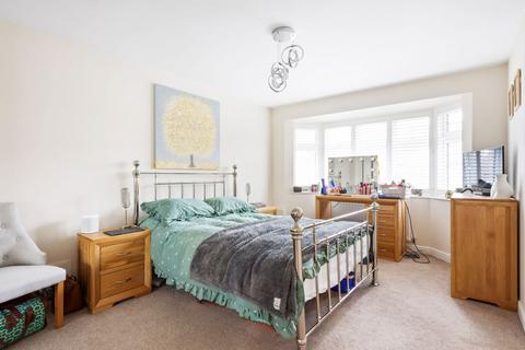 4 Cowslip Close, Shurdington, Cheltenham, GL53 0FN