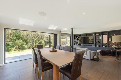 5 bedroom detached house for sale, Overstone Road, Harpenden