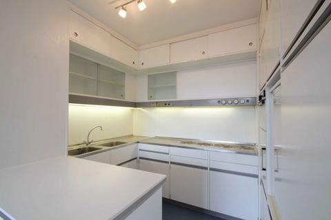 1 bedroom flat to rent, Barbican, London EC2Y