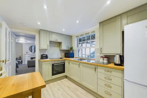 1 Elders Yard, Whitby, YO21 3BY