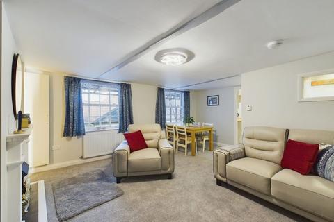 1 Elders Yard, Whitby, YO21 3BY