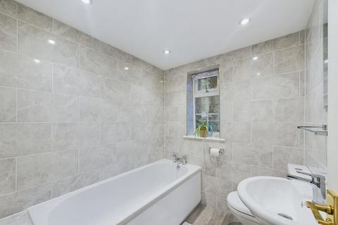 1 Elders Yard, Whitby, YO21 3BY