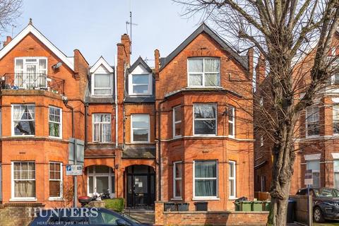 Flat D, 22 Park Avenue, London, NW2 5AP