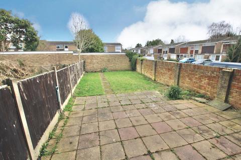 4 bedroom end of terrace house for sale, Ulcombe Gardens, Canterbury