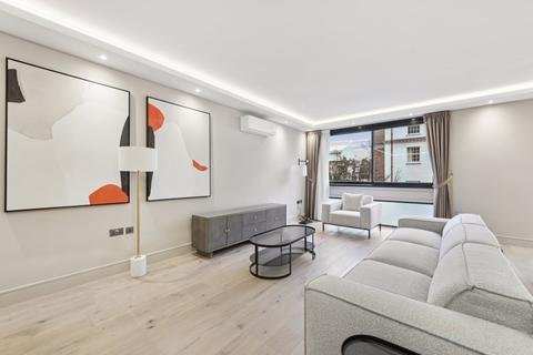 4 bedroom flat to rent, Audley Court, 32-34 Hill Street, Mayfair, London