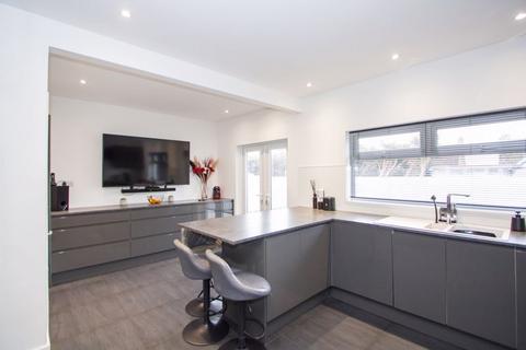 3 bedroom detached bungalow for sale, Dunster Drive, Penarth