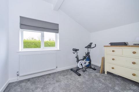 10 Brookside, Cranleigh, GU6 8DA