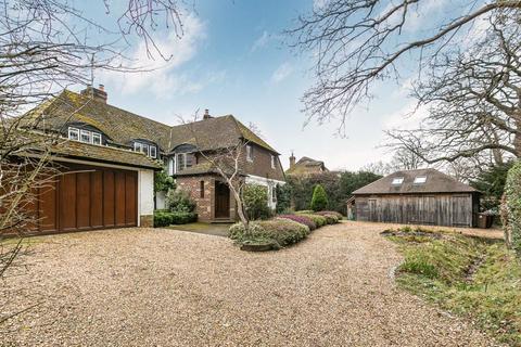 5 bedroom detached house for sale, East Horsley