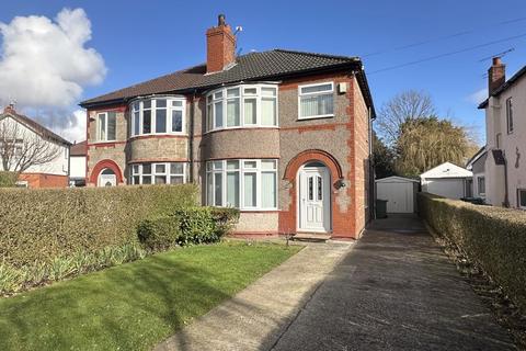 3 bedroom semi-detached house to rent, Chester Road, Whitby