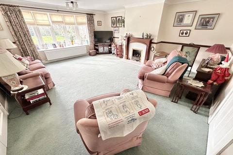 4 bedroom detached house for sale, Pennington Green, Great Sutton