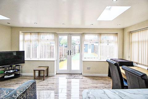 175 Parkfield Road, Wolverhampton, WV4 6ER