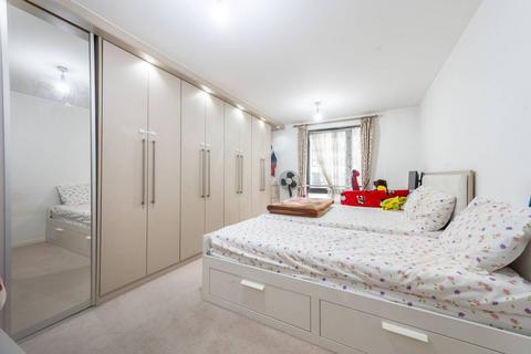 1 bedroom flat for sale, Fishers Way, Wembley, HA0