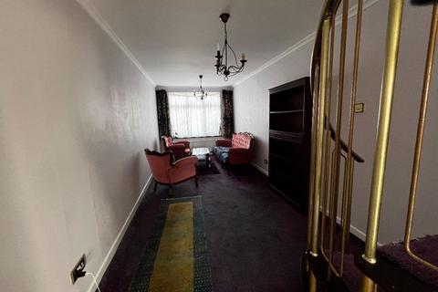 1 bedroom property to rent, North Way, London NW9