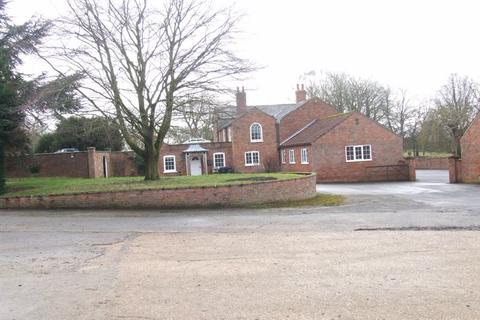 5 bedroom detached house to rent, Lincoln Road, Horncastle