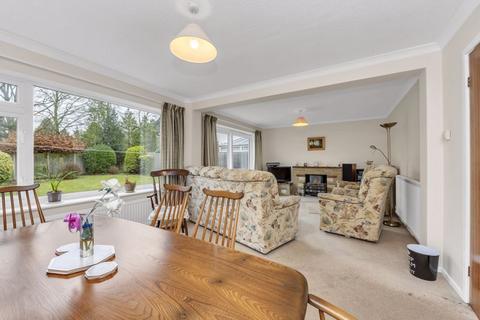 3 bedroom chalet for sale, Paddock Close, Bury St. Edmunds