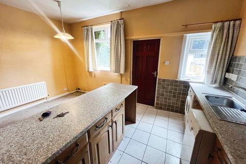 2 bedroom terraced house for sale, Malvern Avenue, Heaton