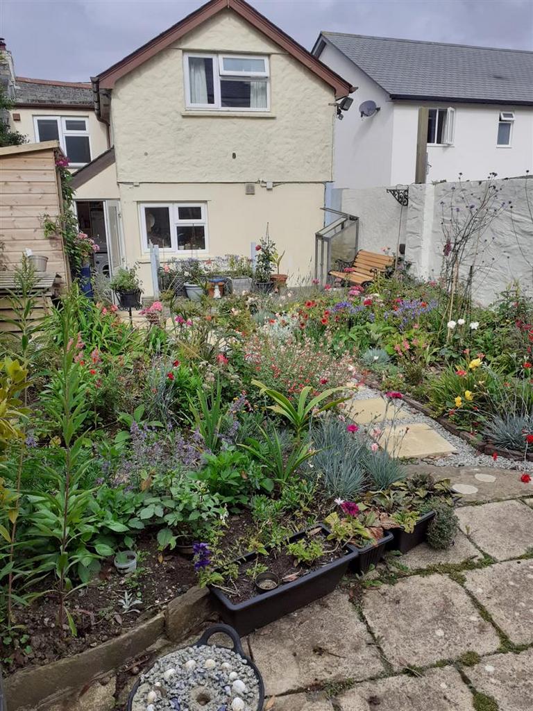 Garden 1.jpg