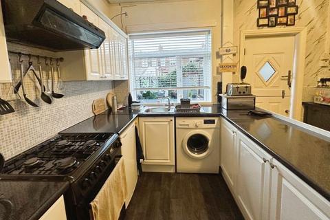 3 bedroom terraced house for sale, Handley Street, Bury