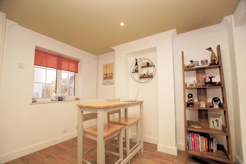 2 bedroom end of terrace house for sale, Clayhall Road, Gosport PO12