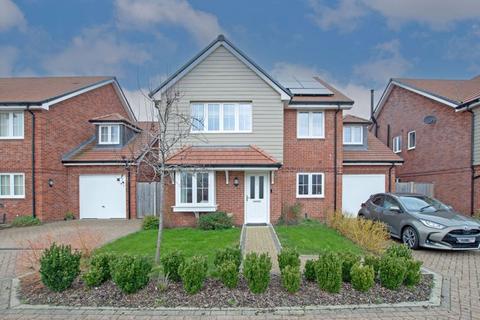 4 bedroom detached house for sale, Augustus Avenue, Fordingbridge SP6