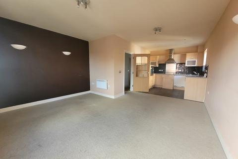 2 bedroom flat to rent, Royal Clarence Marina