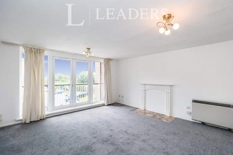 2 bedroom flat to rent, Gale Moor Avenue