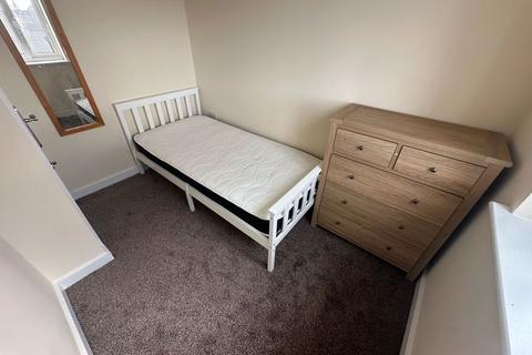 Studio to rent, Lathkill Street, Market Harborough