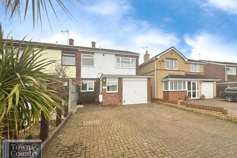 3 bedroom house for sale, Elizabeth Way, Brightlingsea CO7