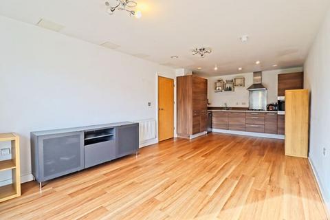 2 bedroom apartment to rent, Adlington House, Brentwood