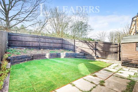 3 bedroom semi-detached house to rent, Bolton Road, Maidenbower