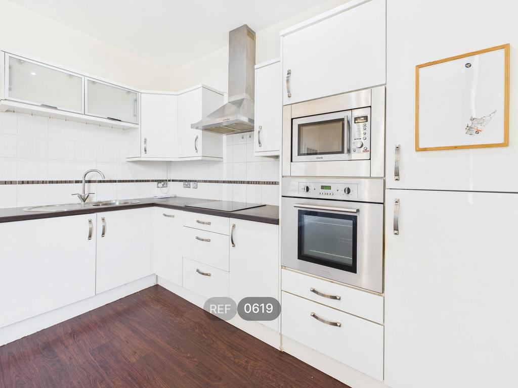Kitchen &amp; Living area