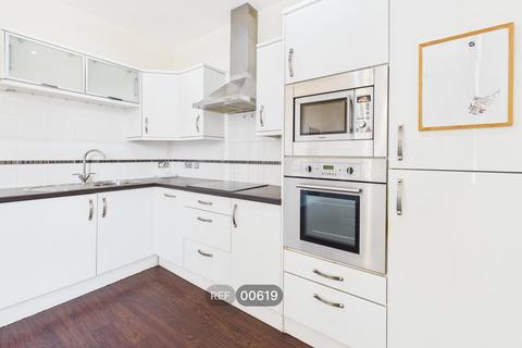 1 bedroom apartment to rent, Peel Court, Spring Bank, HU3 1QW