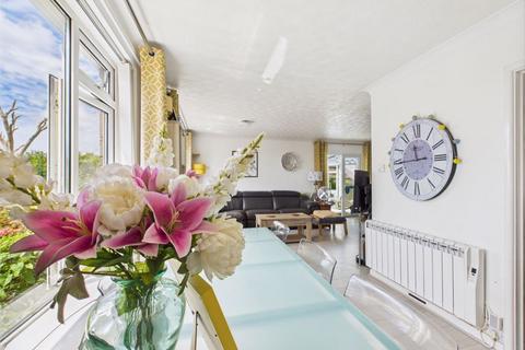 undefined, Budock Water - Detached bungalow