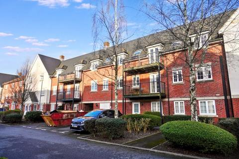 2 bedroom flat for sale, Grange House, High Wycombe HP13